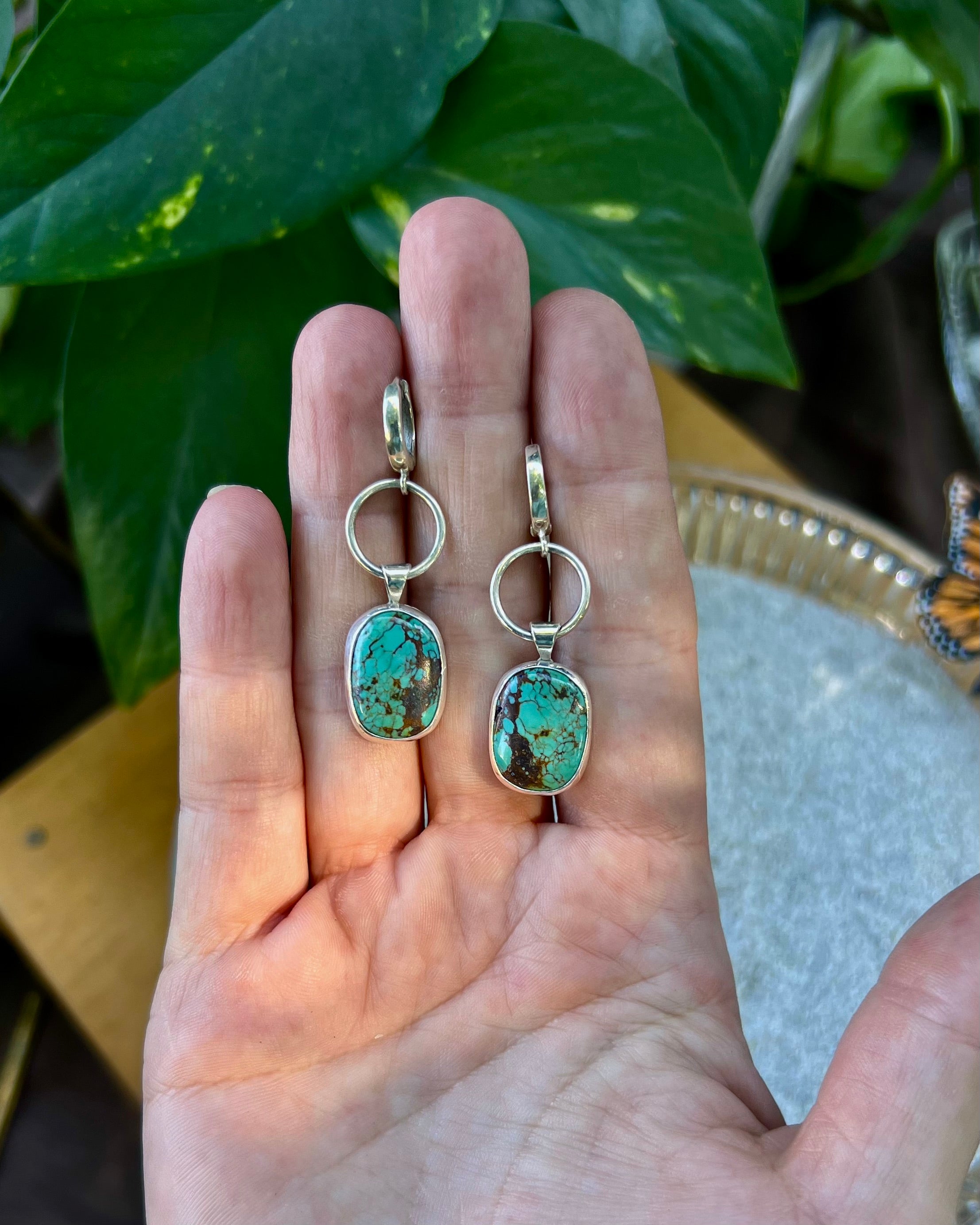 Enso Turquoise Huggies