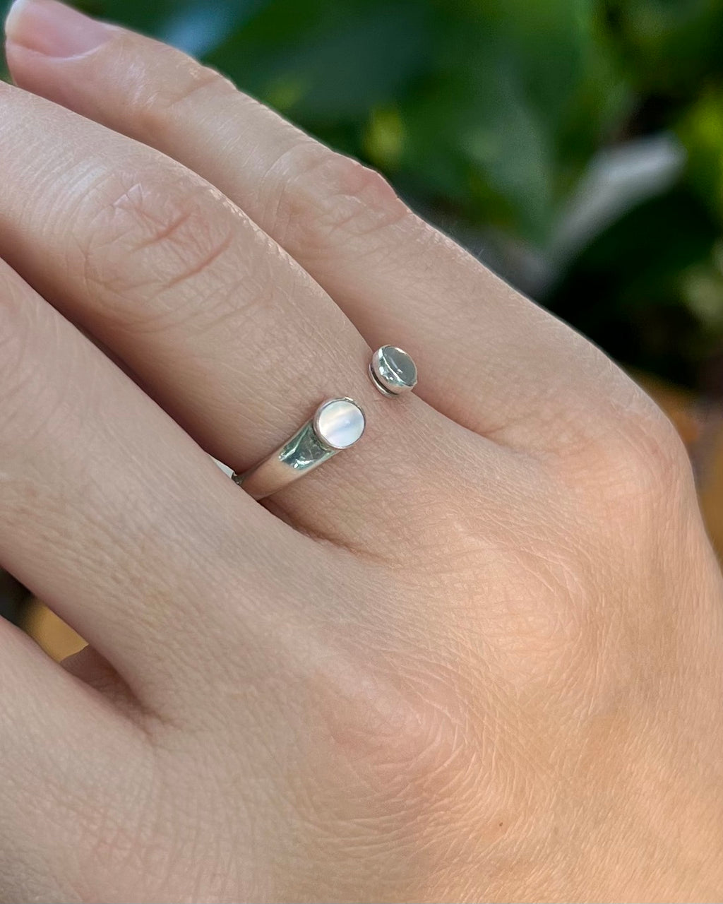 Allseer Ring - White Moonstone