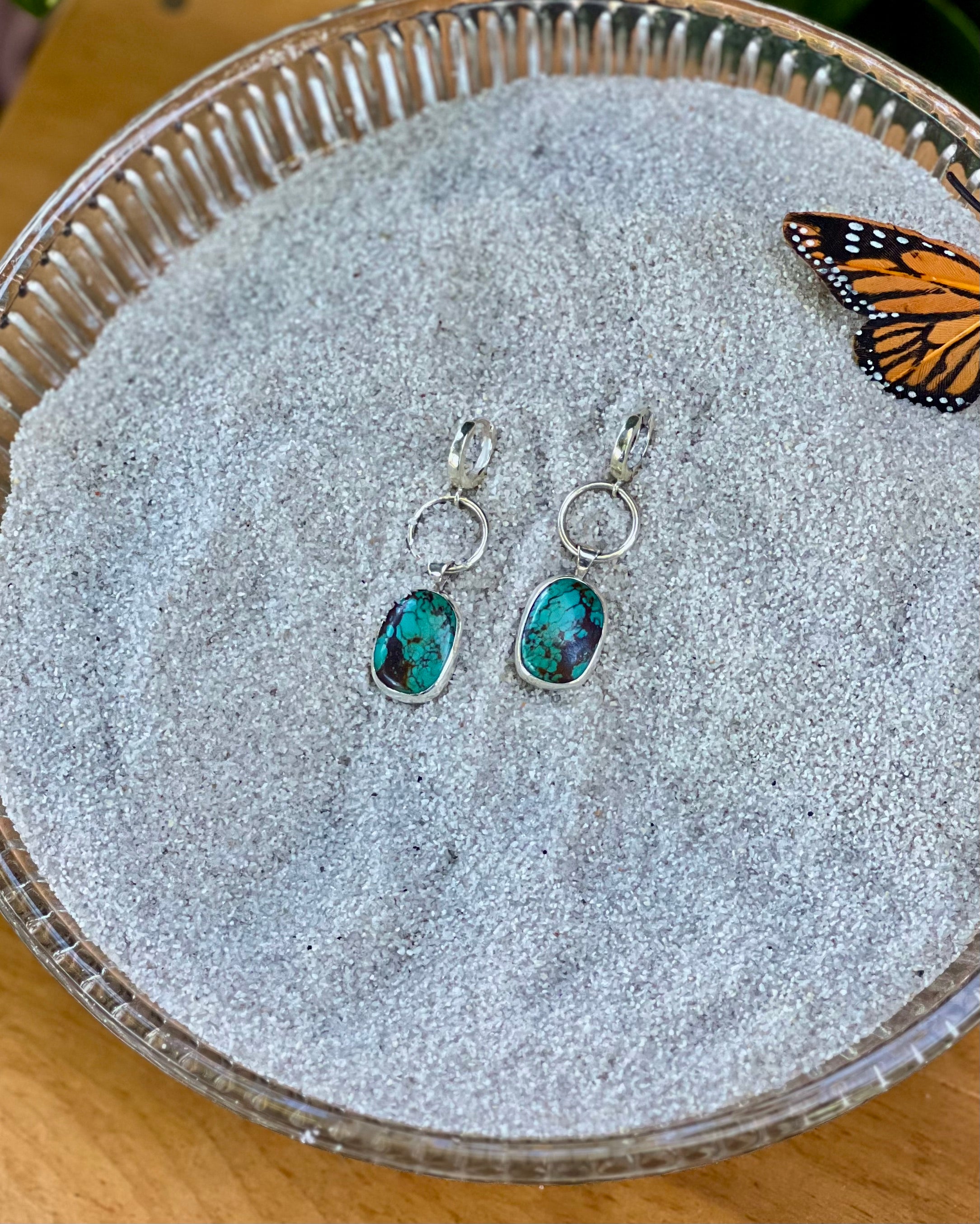 Enso Turquoise Huggies